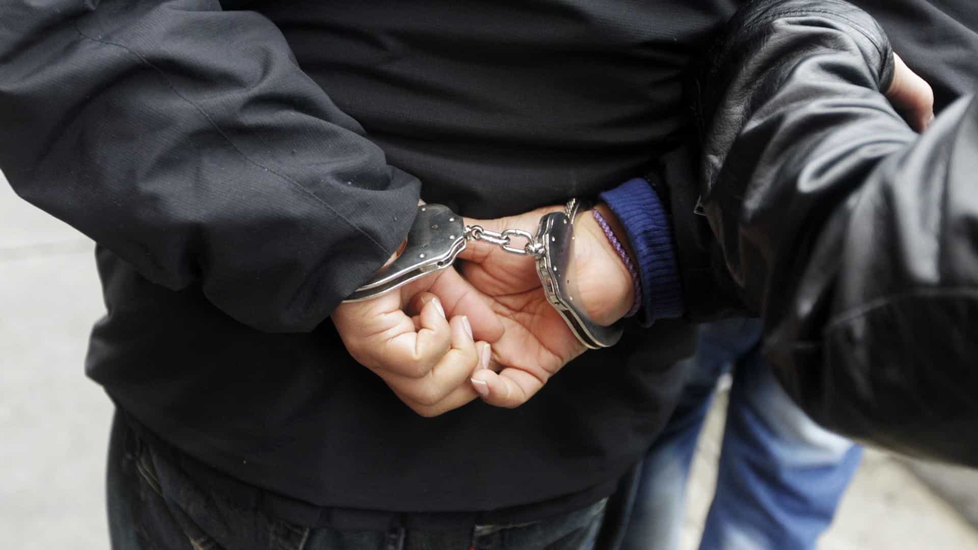 detidos dois homens nos açores suspeitos de tráfico de droga em lagoa