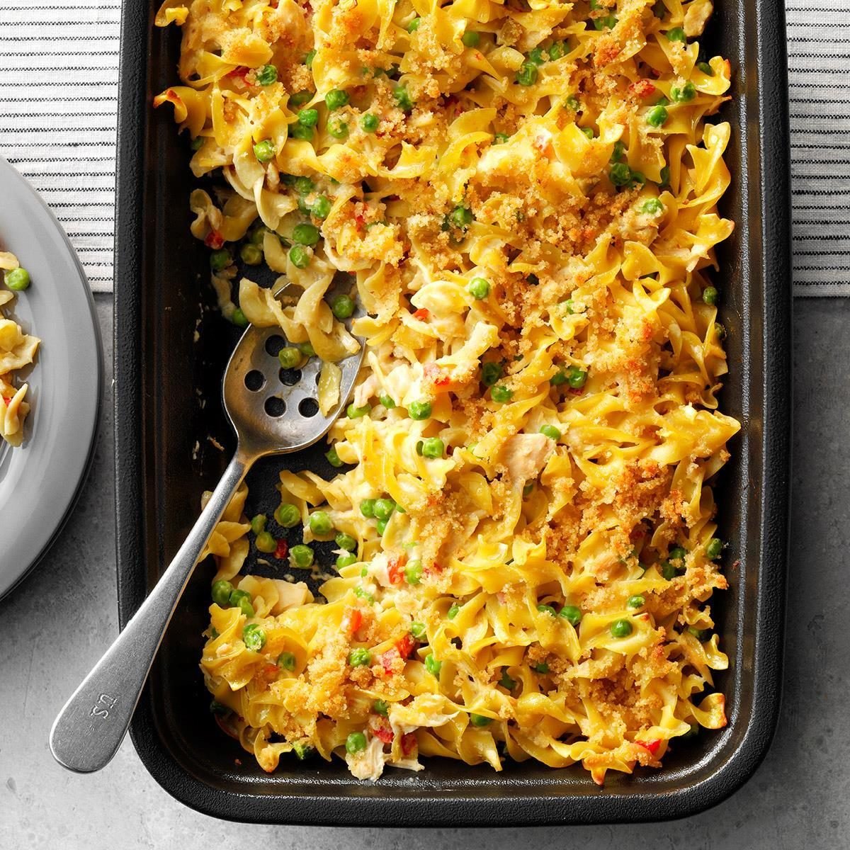 28 Comforting Noodle Casserole Recipes