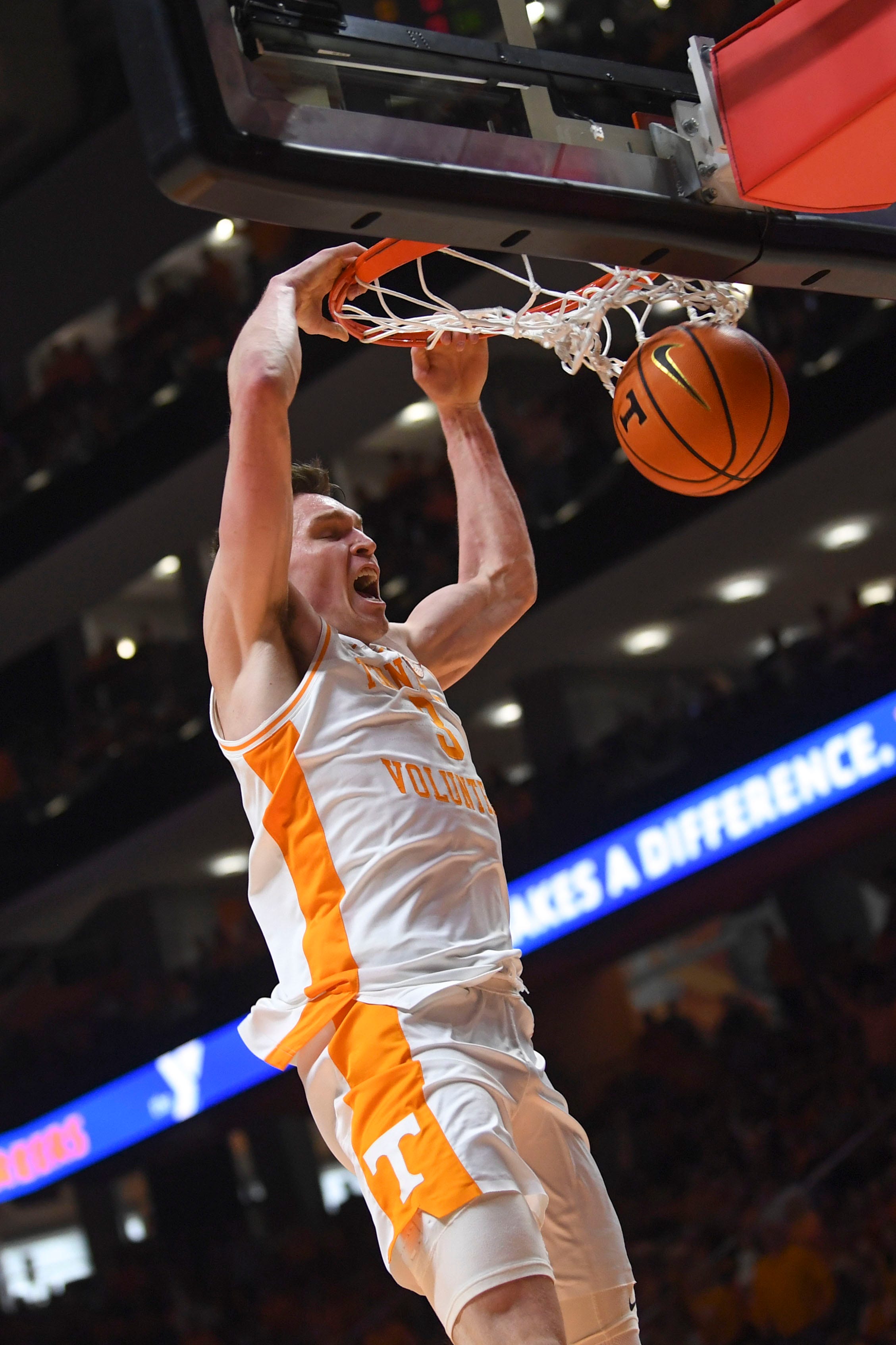 Untold Stories Of Dalton Knecht's Ascension To Tennessee Basketball ...