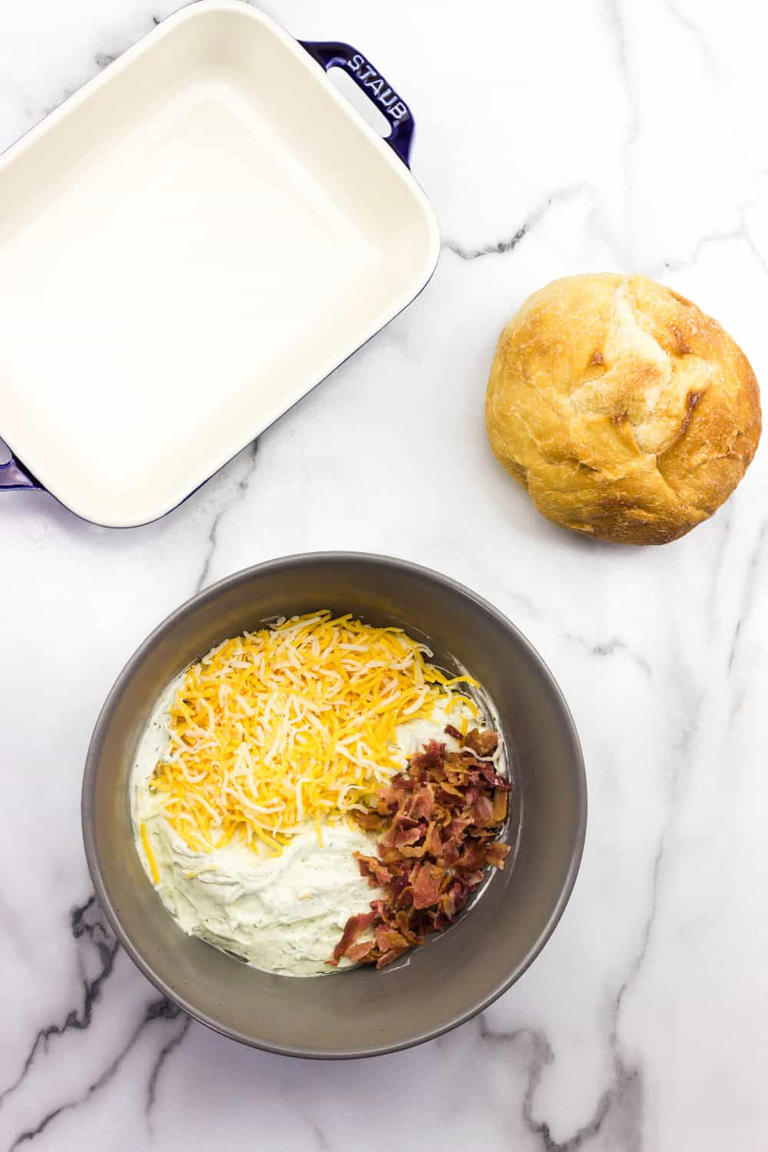 Delicious Baked Cheese Dip Recipe
