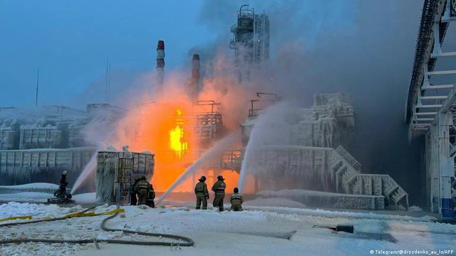 ucrania reivindica ataques contra terminal de gas e instalaciones militares rusas