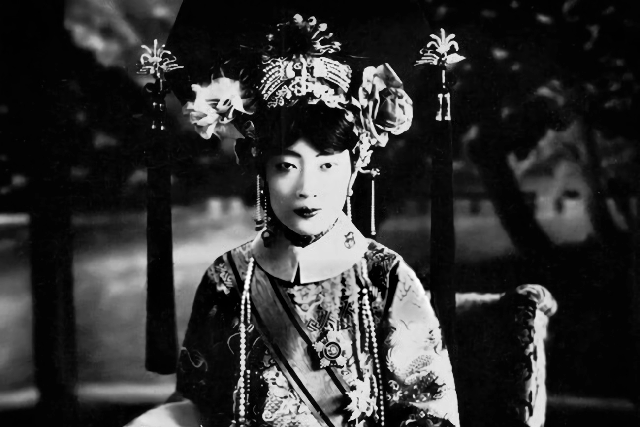 a trágica vida de gobulo wanrong, a última imperatriz chinesa