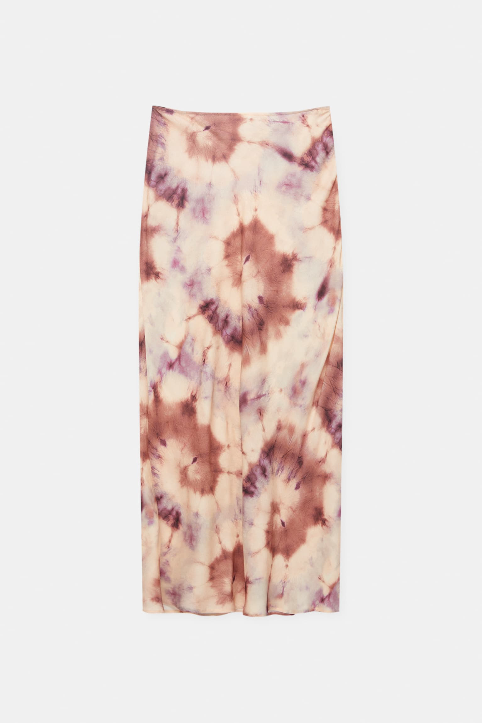 maría fernández-rubíes combina la falda más elegante de mango con las adidas gazelle más difíciles de encontrar