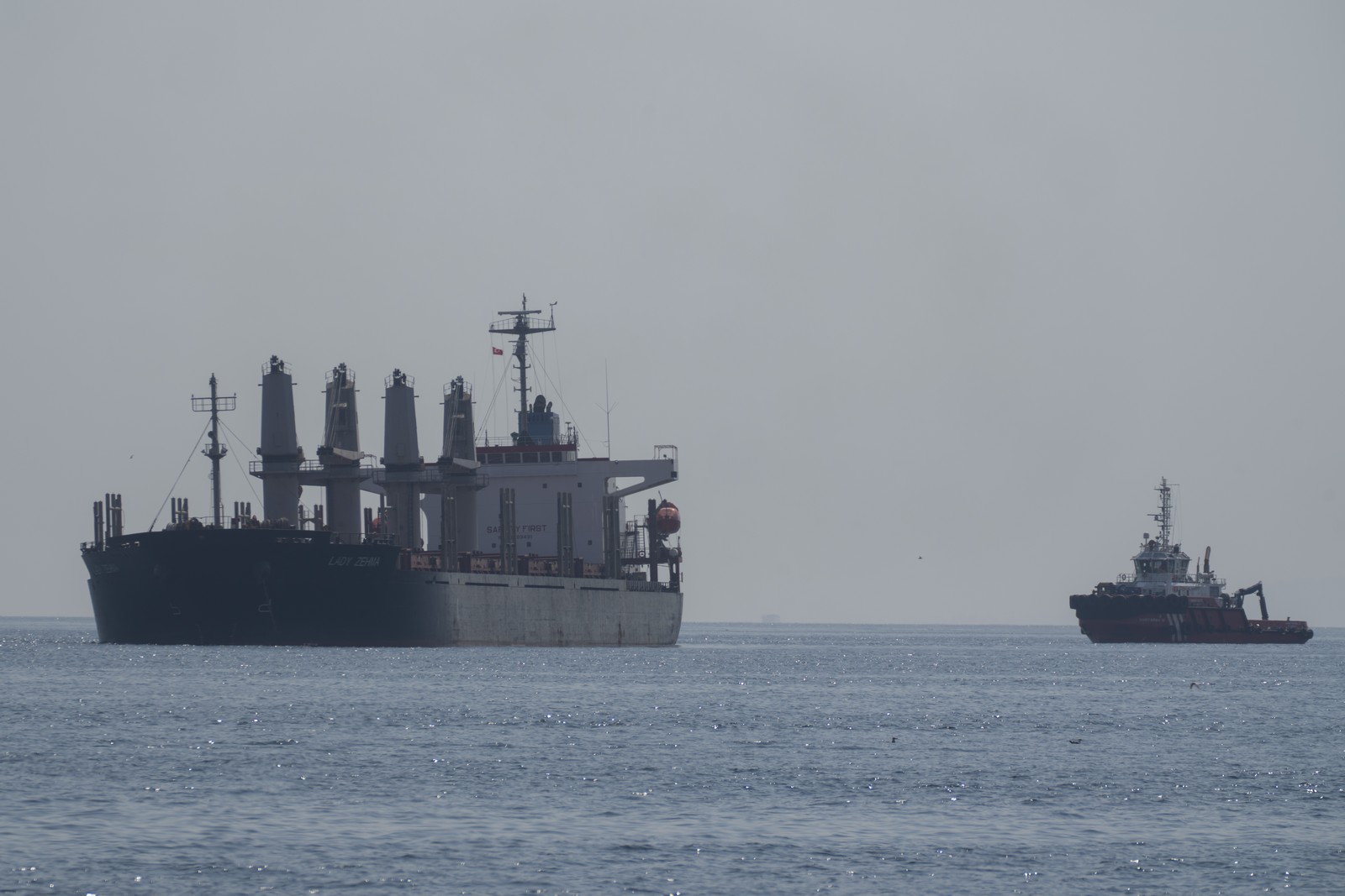 τουρκία: διακοπή της κυκλοφορίας των πλοίων στο στενό του βοσπόρου