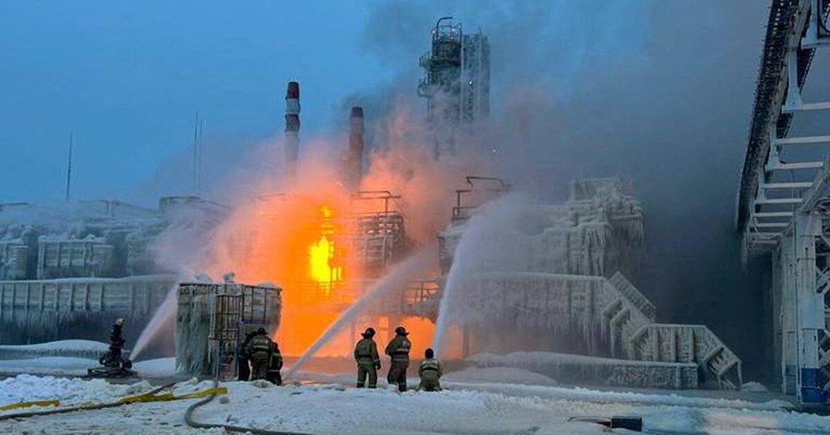 โดรนถล่ม คลังเก็บก๊าซธรรมชาติรัสเซียทะเลบอลติก ไฟไหม้วอด-ไร้เจ็บ