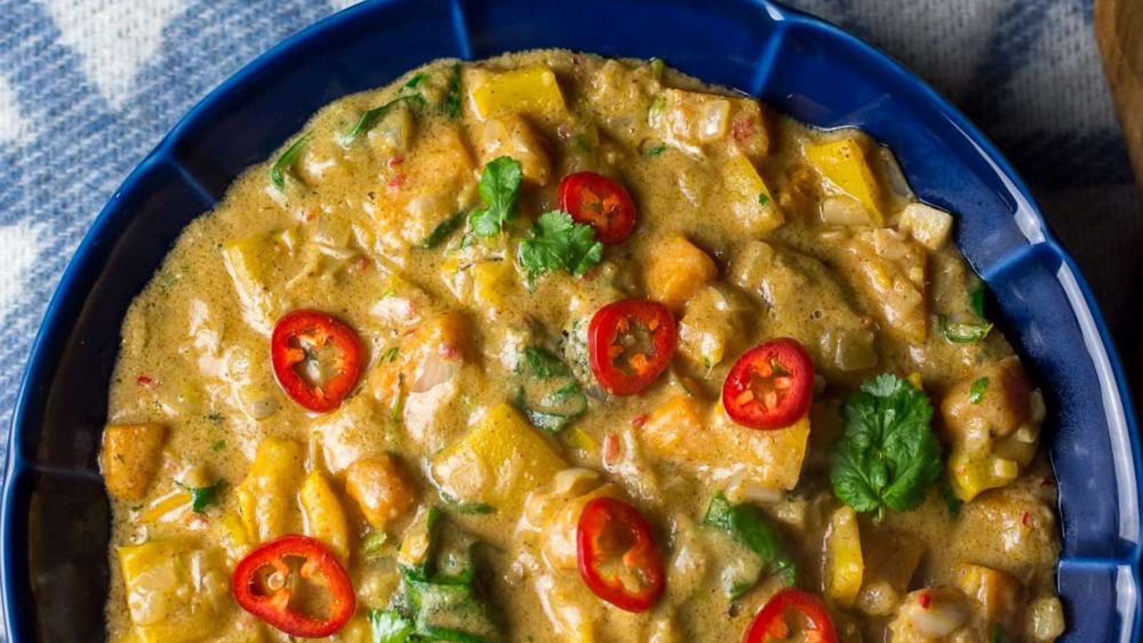 <p>A recipe for peanut butter lovers! But this time, it’s not a sweet treat! It is our favourite West African Peanut Stew. We cooked butternut squash, pepper and spinach in spiced peanut butter stock to create a rich, creamy and satisfying stew for cold winter evenings!</p><p><strong>Find All Stew Recipes here: </strong><a href="https://mypureplants.com/vegan-stews/"><strong>stew recipe</strong></a></p>