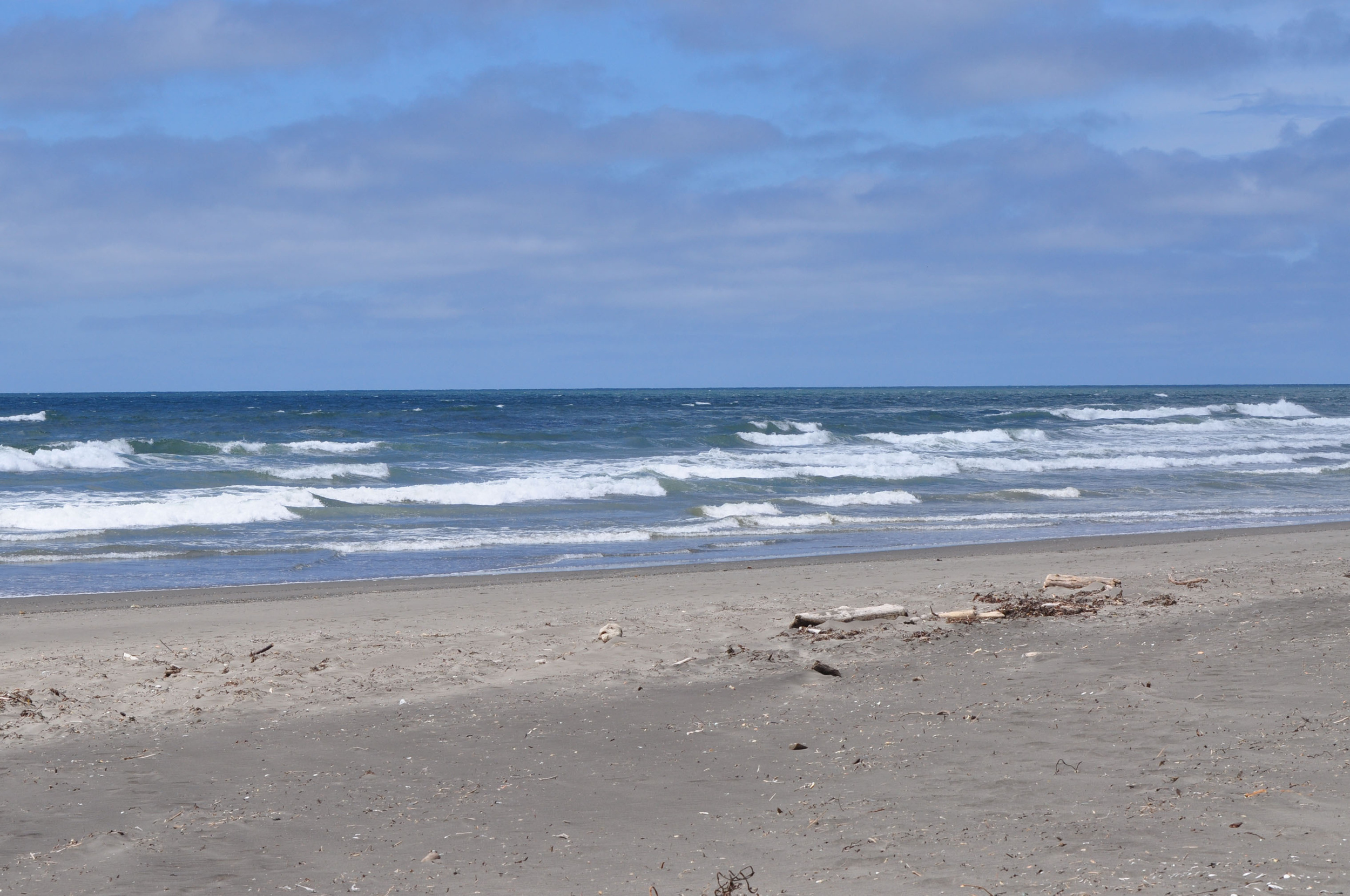 The 14 most beautiful beach towns on the West Coast