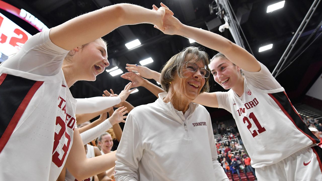 Stanford's Tara VanDerveer Makes History As All-time Winningest College ...