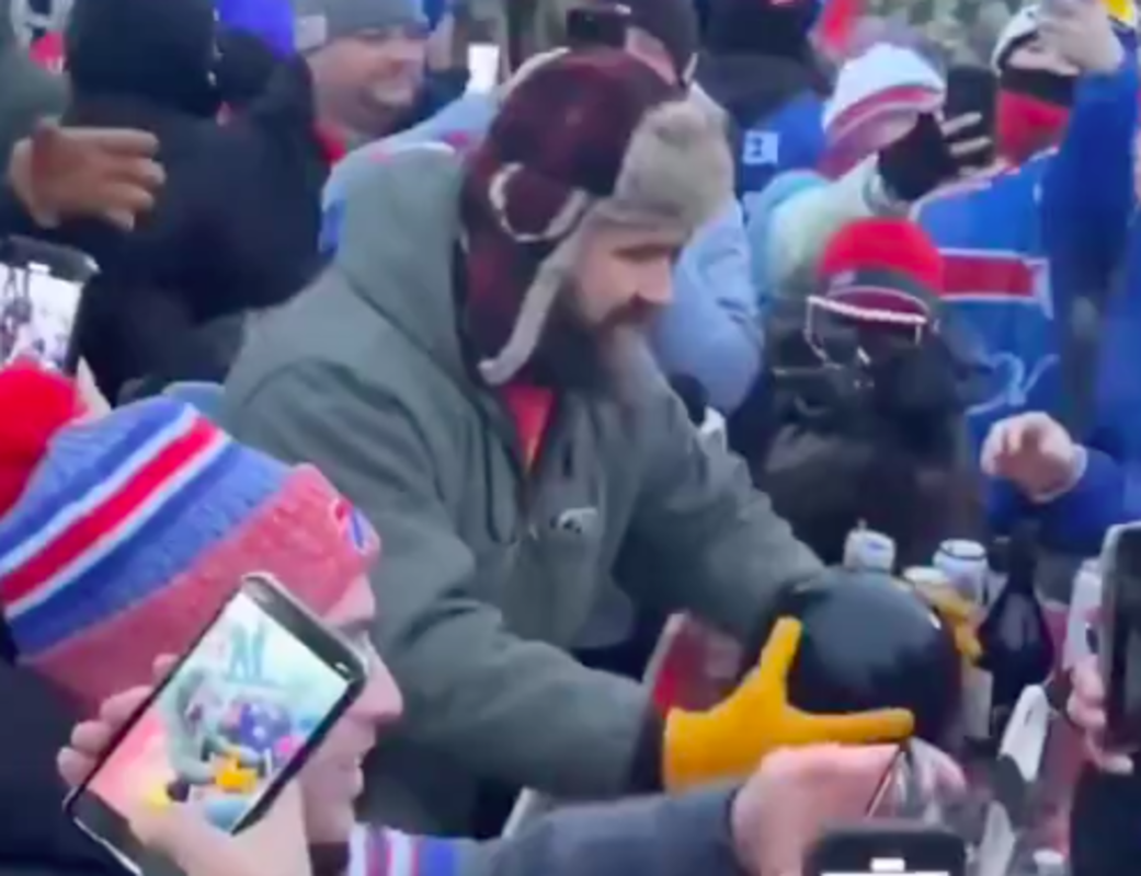 Even Eagles' Jason Kelce Was Tempted By Bills Mafia