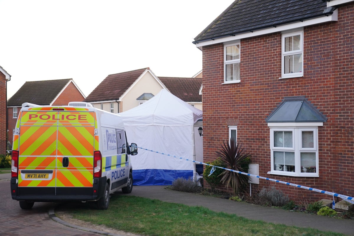 Man And Woman Found Dead In Norfolk Home Were Both Stabbed In Neck ...