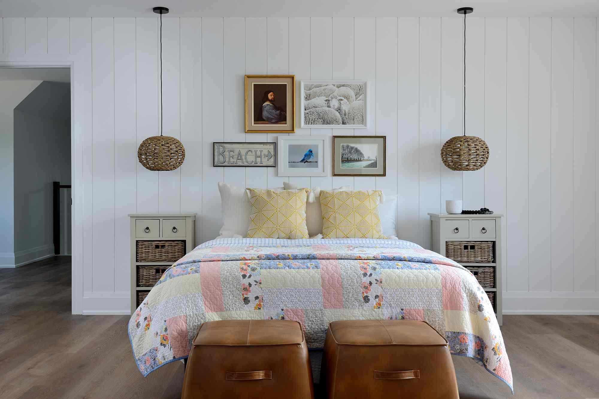 26 Shiplap Bedroom Wall Ideas To Make A Design Impact   BB1h2u7I.img