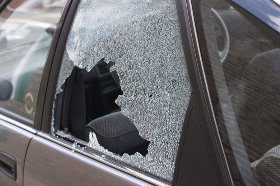 How Much Does It Cost To Replace A Car Window?