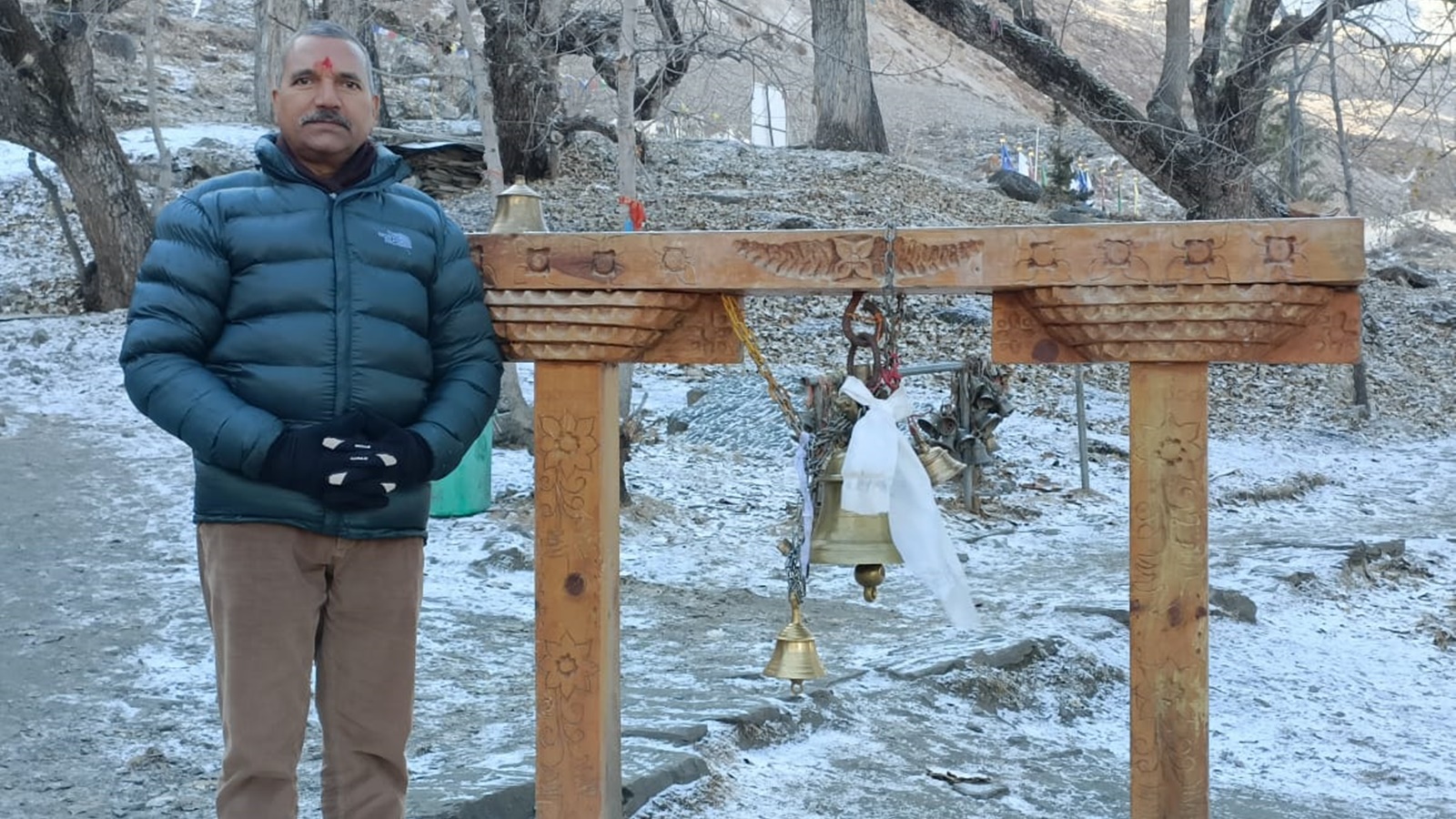 android, southern army commander pays tribute at the ‘bipin bell’ at muktinath temple in nepal