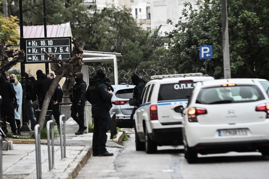 greek mafia: στον ανακριτή οι δύο από τους συλληφθέντες για τα συμβόλαια θανάτου