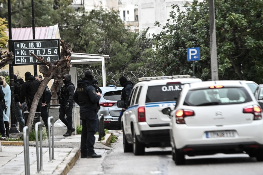 greek mafia: στον ανακριτή οι δύο από τους συλληφθέντες για τα συμβόλαια θανάτου
