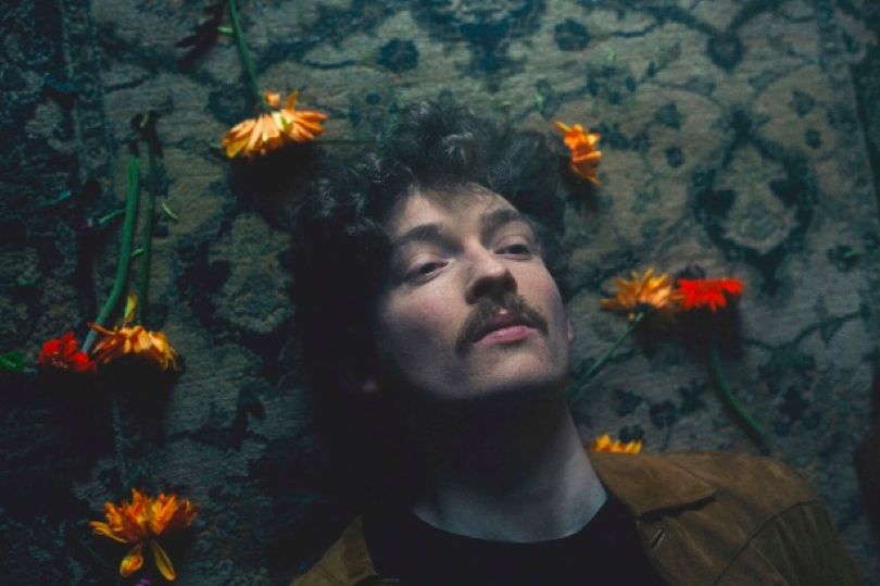 co armagh singer-songwriter conchur white releases fine debut