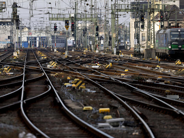 Mega-Streik Bei Der Bahn In NRW Angekündigt: Das Erwartet Pendler