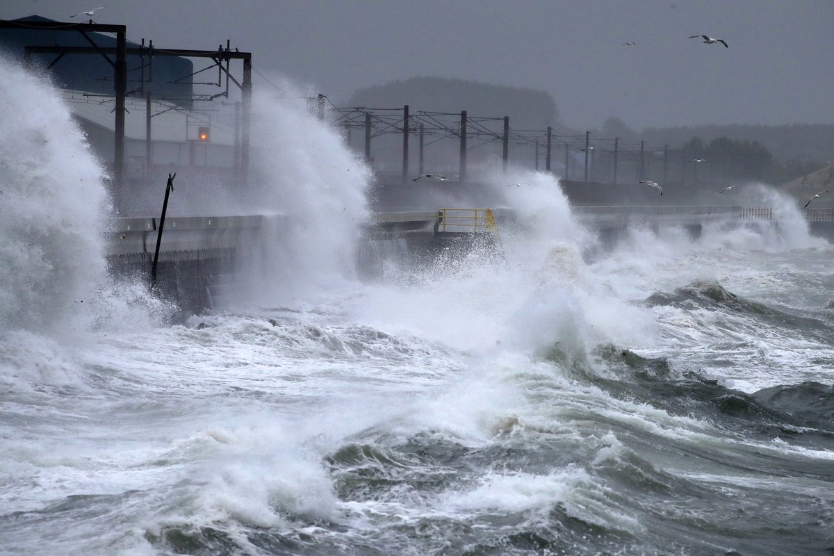 Thousands Left Without Power And Travel Is Disrupted By Storm Isha