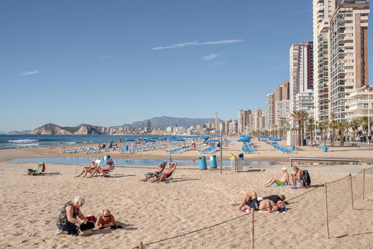 Spain travel advice 2024: Foreign Office updates guidance for holidaymakers - full list of updated passport, Covid and local rules