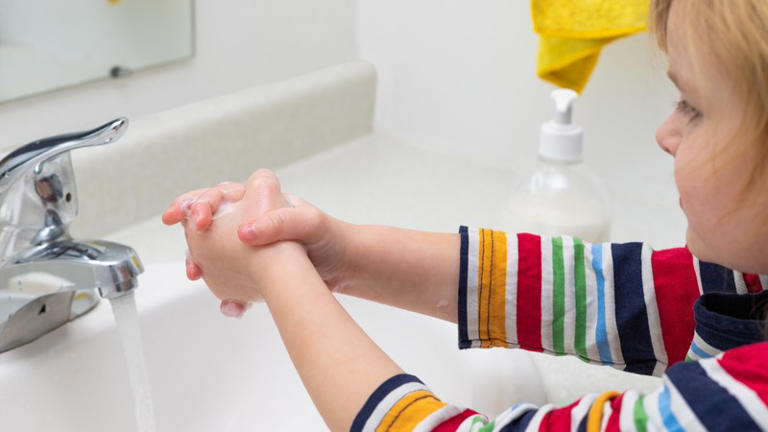 5 Simple And Practical Tips To Make Hand Washing A Habit For Your Children