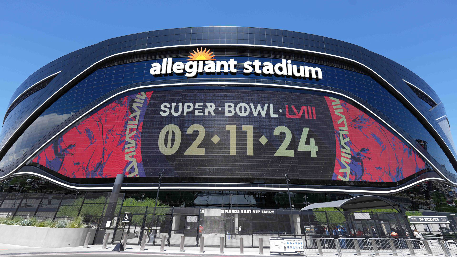 A comprehensive guide to Super Bowl game day at Allegiant Stadium in