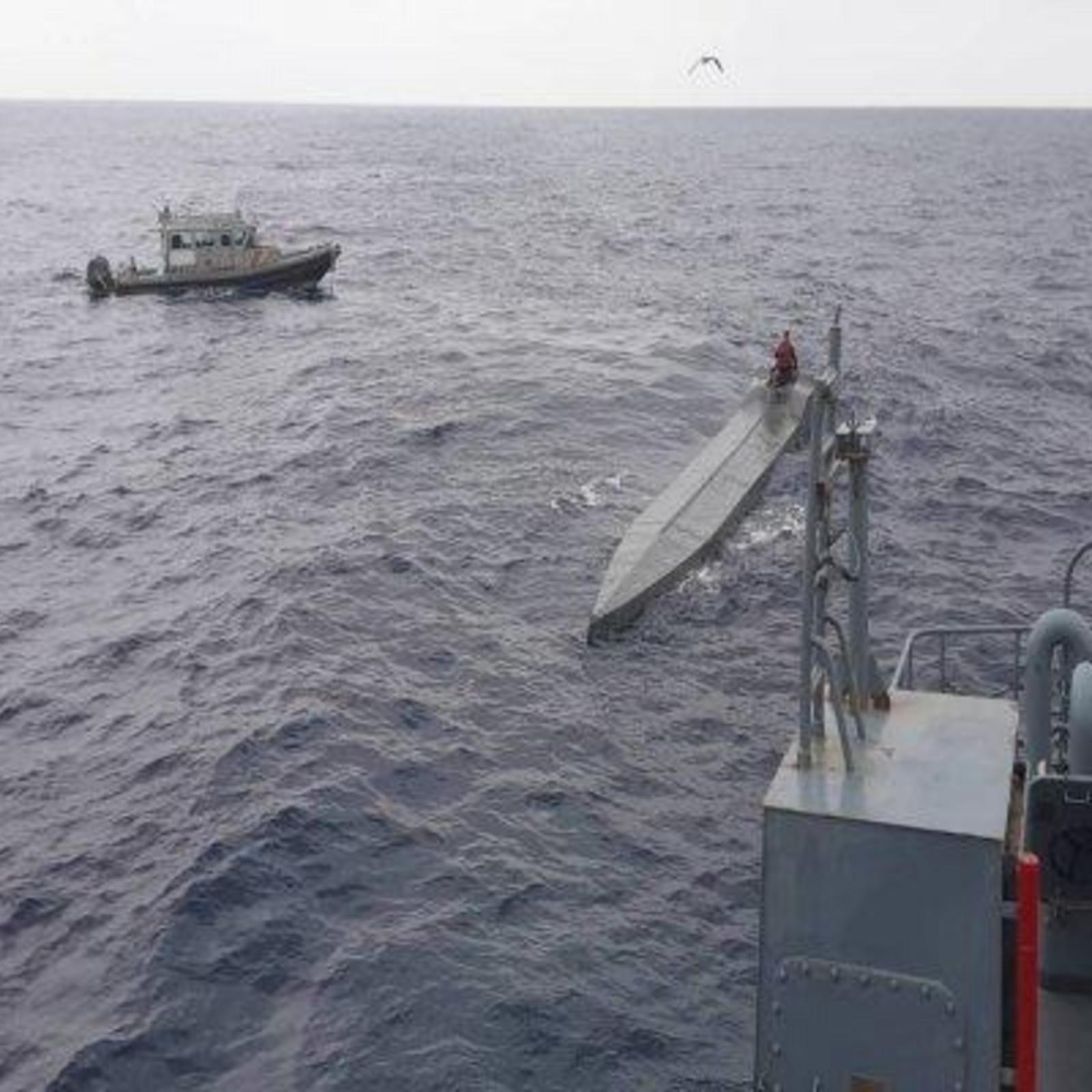 First Narco Sub Of 2024 Seized By Colombian Navy In Pacific Ocean   BB1h4frn.img