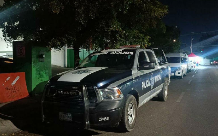 Menor de 14 años es atacado a balazos dentro de una tienda en Zapopan