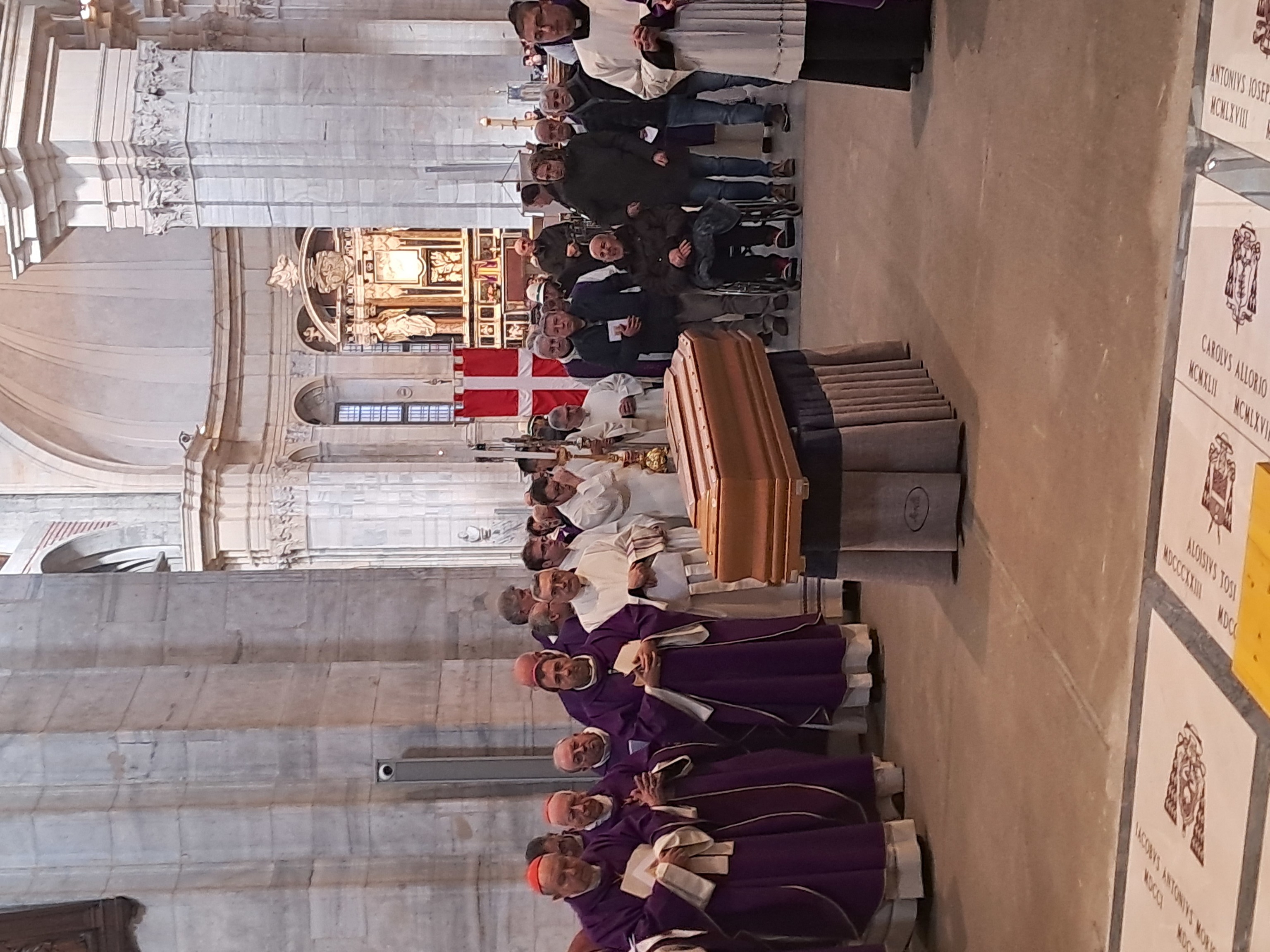 a pavia i funerali del vescovo emerito giovanni giudici