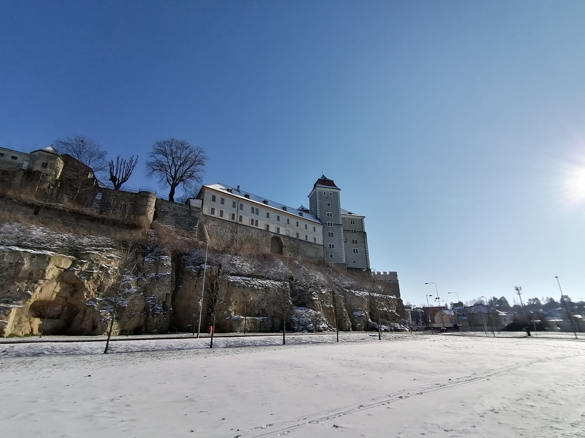 mladoboleslavský hrad navazuje na raně středověké hradiště, které na jeho místě stálo už v 10. století