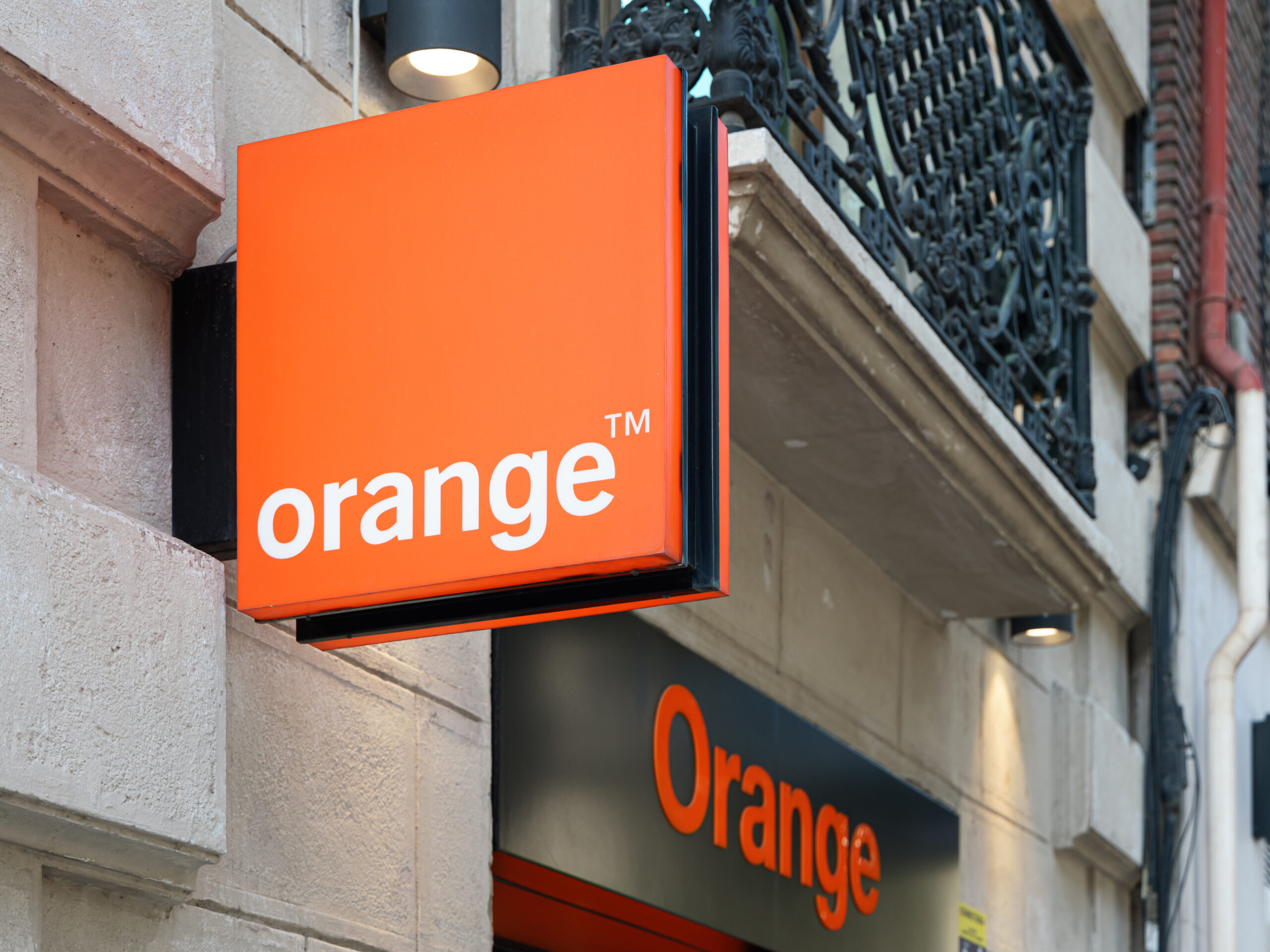 orange wprowadzi nową ofertę światłowodu. wybrańcy już mogą sprawdzić, jak działa