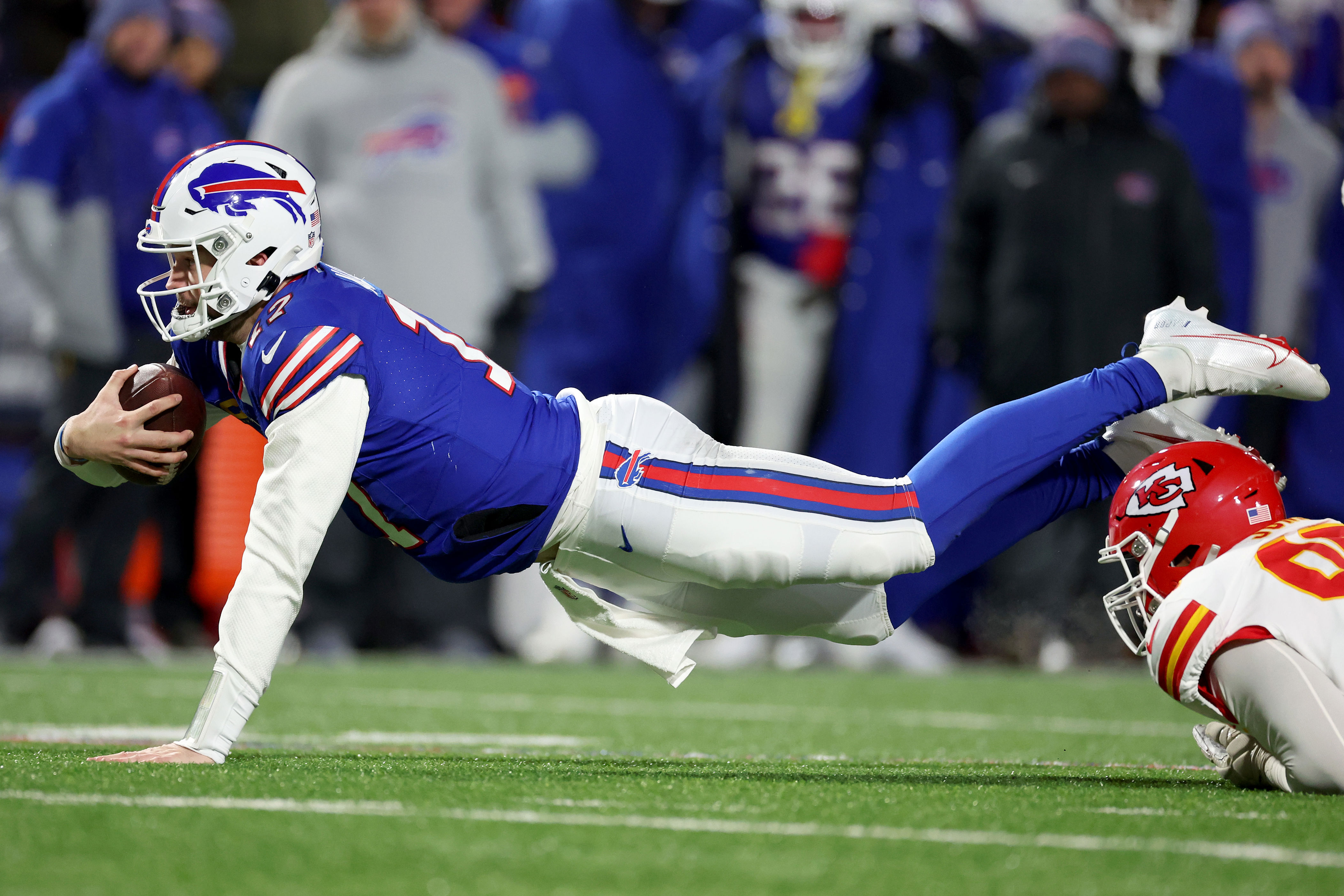 The best pictures of Josh Allen as the Bills lose to the Chiefs in 27 ...