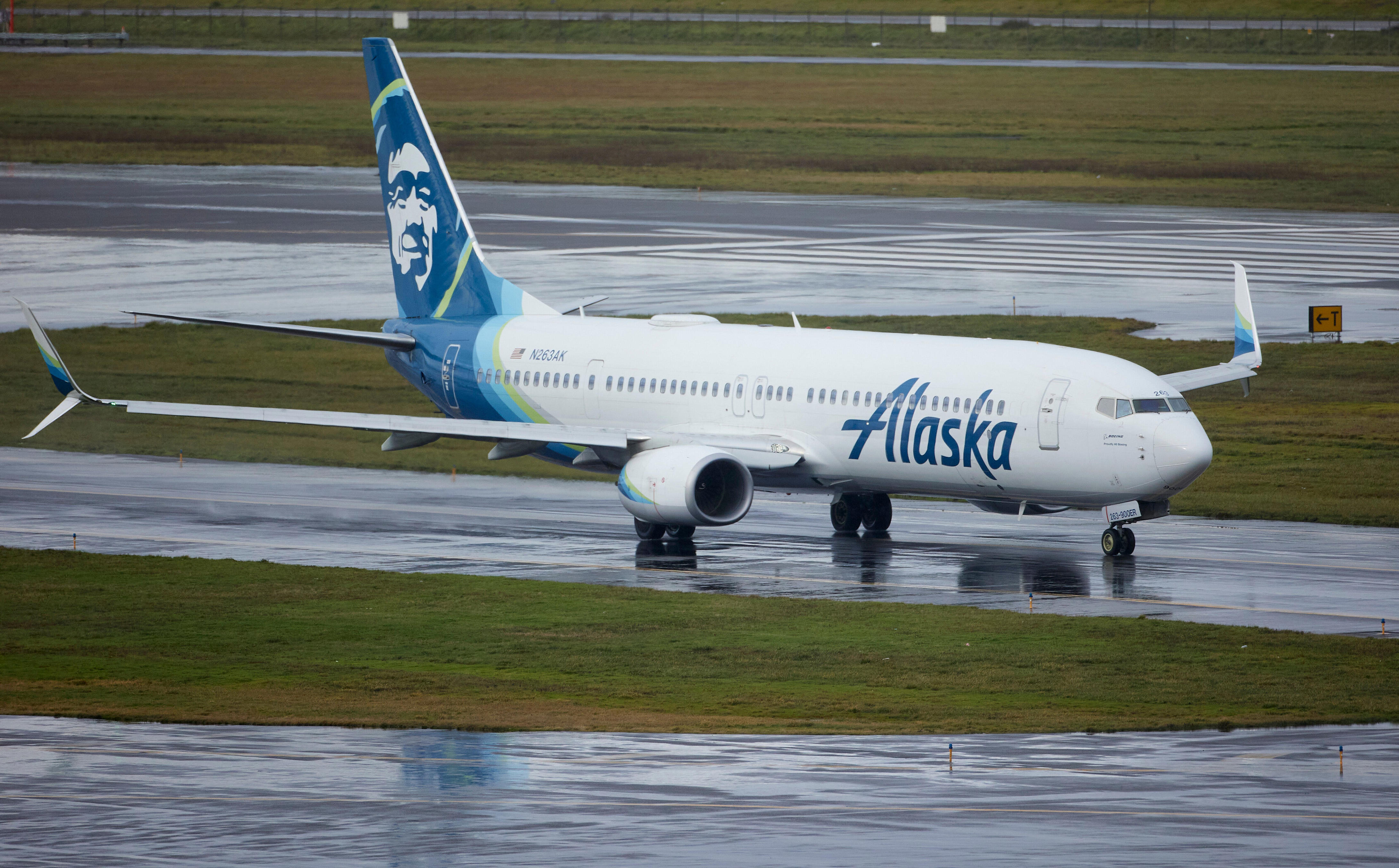 faa calls for checks on another boeing 737 model