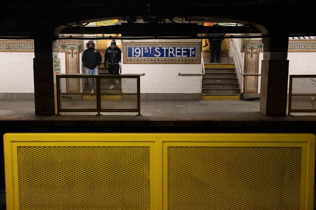 ‘Ugly’ MTA Subway Safety Rails At NYC Station Don’t Impress ...