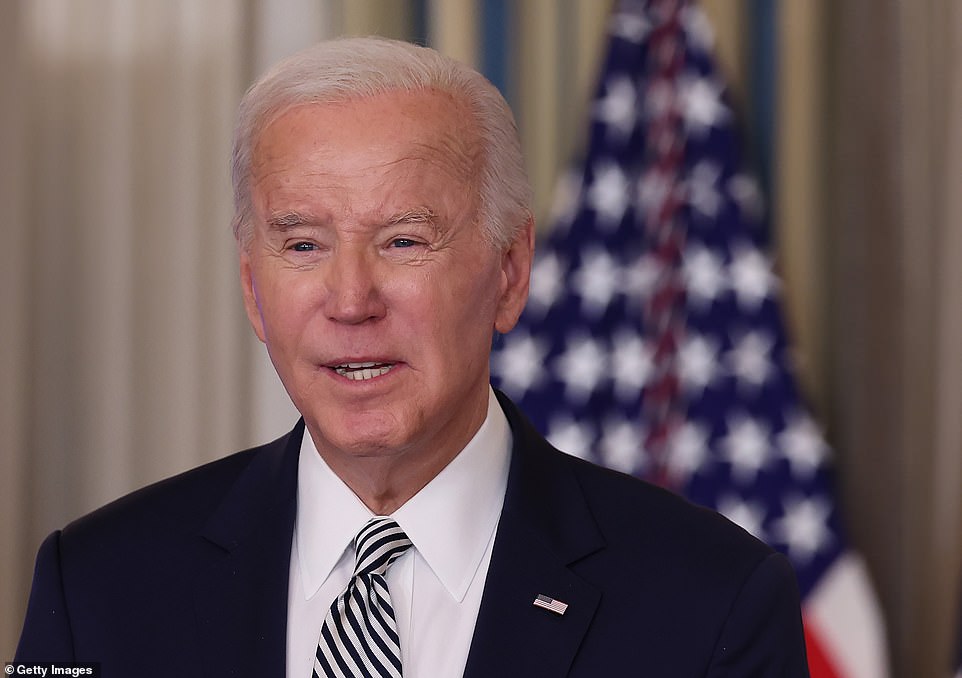 Supreme Court Allows Biden Administration To Remove Border Razor Wire