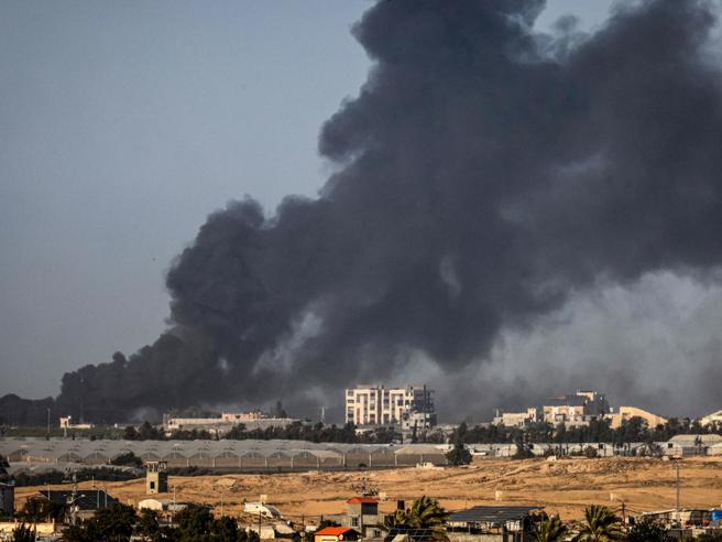 israele - hamas in guerra, le notizie di oggi | uccisi 21 soldati israeliani in un attacco a gaza. nuovi raid di usa e regno unito contro gli houthi