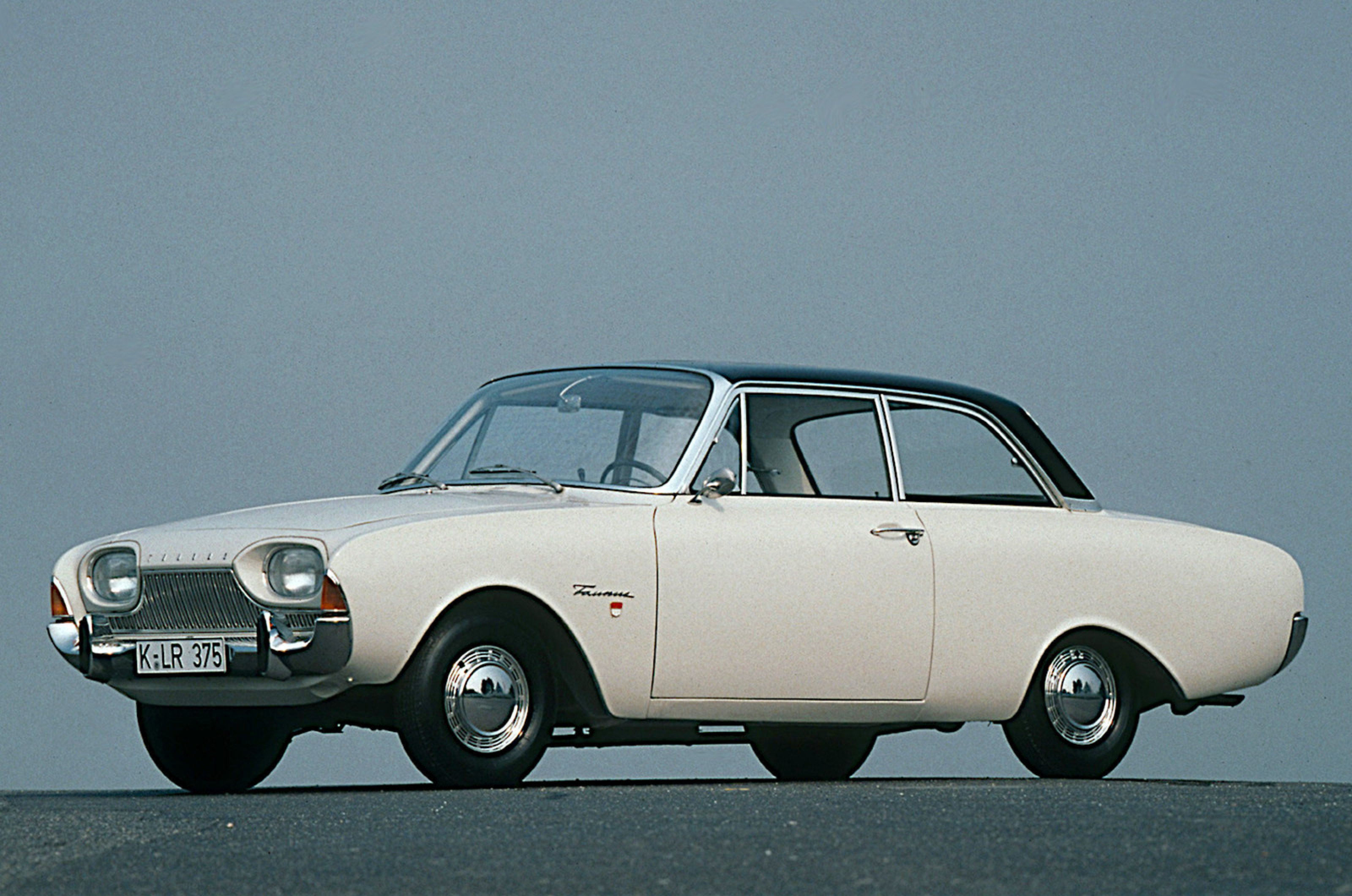 <p>After all the excitement about the design of the P2 Barocktaunus, Ford of Germany completely changed direction with its successor, the P3, which was nicknamed the Badewanne, or ‘bath tub’.</p>  <p>One of the many changes was a front end which resembled the bullet shape of the contemporary Thunderbird, though in the case of the Taunus it was considerably less pronounced.</p>  <p>The similarity was emphasized by the Taunus’s radical lozenge-shaped headlights, which were much wider than they were tall, and produced a similar effect to the twin lights on each side of the Thunderbird.</p>  <p>This would not have been possible on the Thunderbird, since by US regulations at the time a car could have either one or two headlights on each side, but they all had to be round.</p>