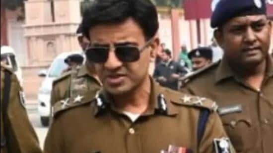 patna hc refuses to quash fir against ips officer amit lodha in da case