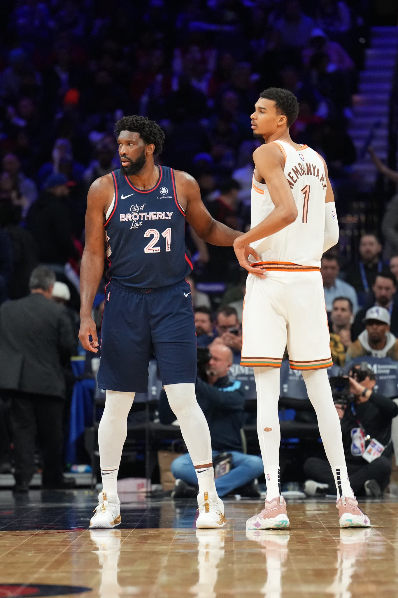 NBA: Embiid Hallucine En Découvrant La Taille De Wembanyama Avant ...