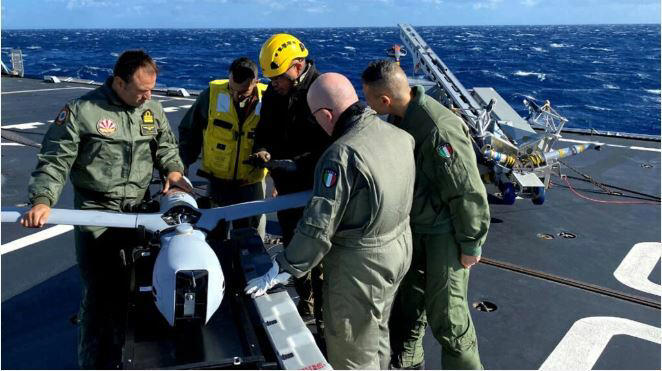 Droni italiani (testati nel Tirreno) contro i droni "copiati" dei ribelli Houthi nel Mar Rosso: la fregata Bergamini pronta con gli ScanEeagle all'operazione Aspis
