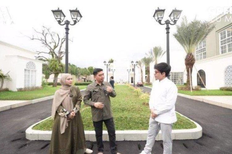 Bangun Rumah Bak Istana, Ustaz Solmed Ngaku Uangnya Berasal Dari Bisnis ...