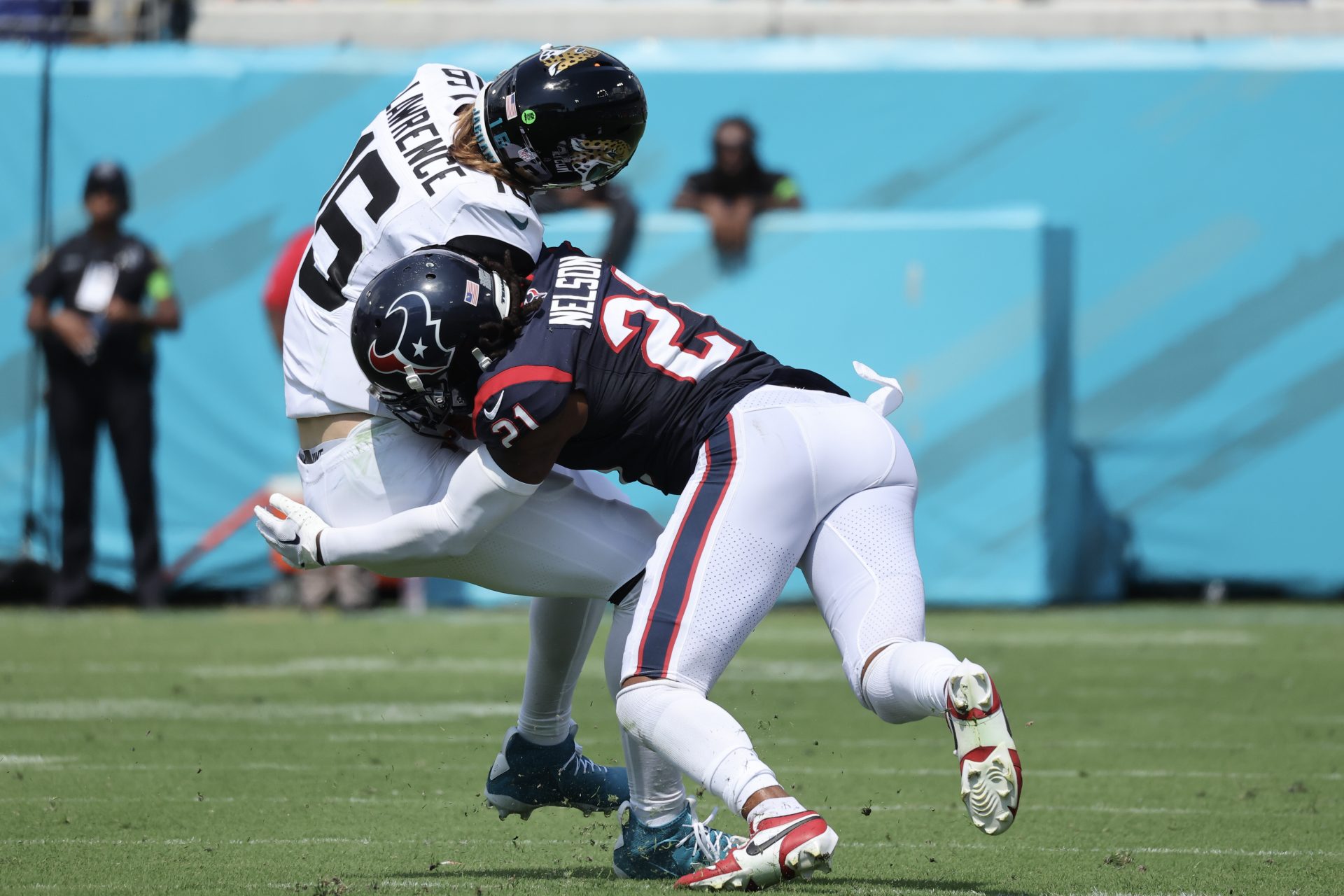 Estafa en la NFL: acusado un ex de los Jacksonville Jaguars de robar 22 ...