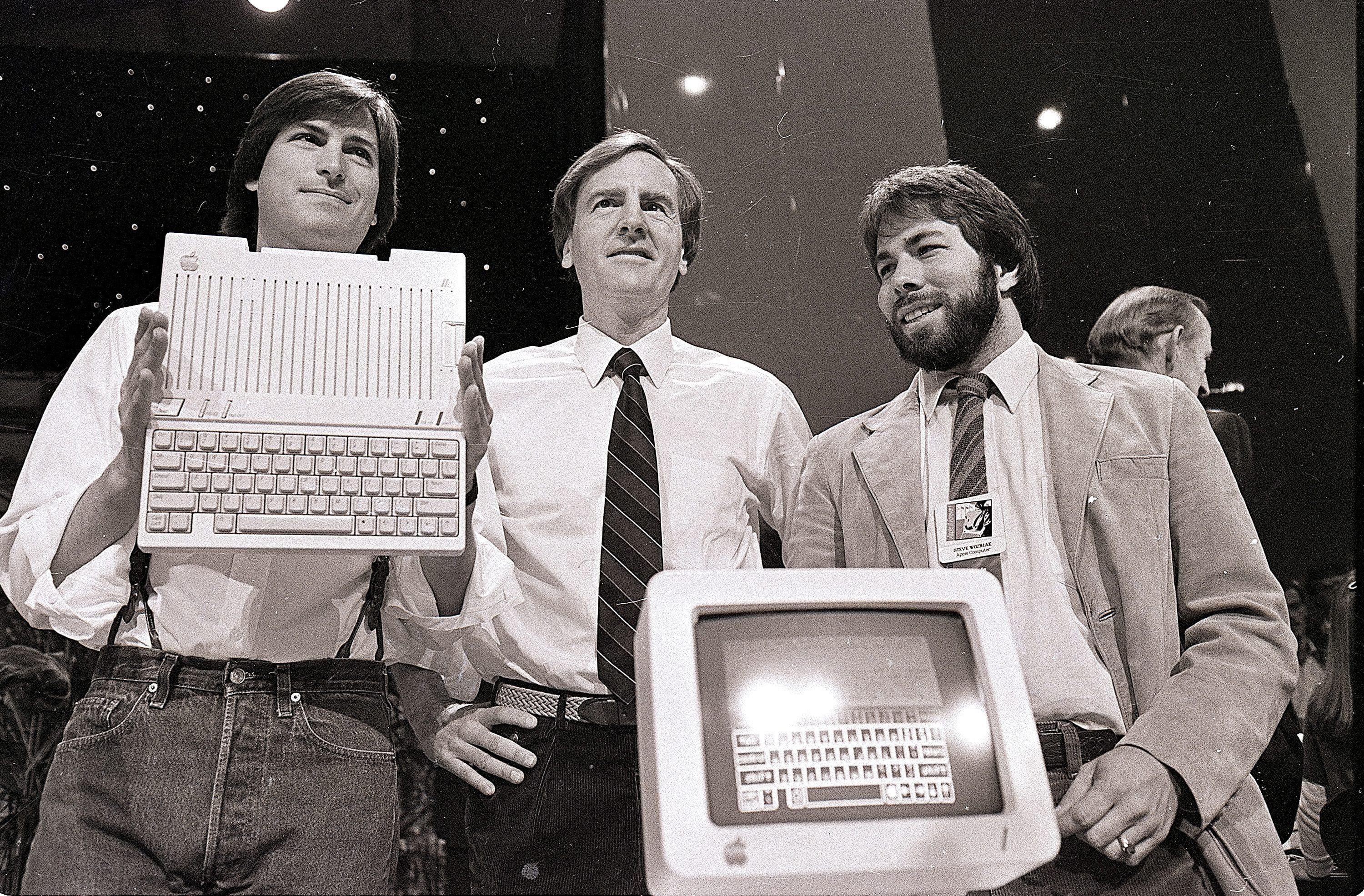 microsoft, apple's mac turns 40: how it transformed mass-market computing