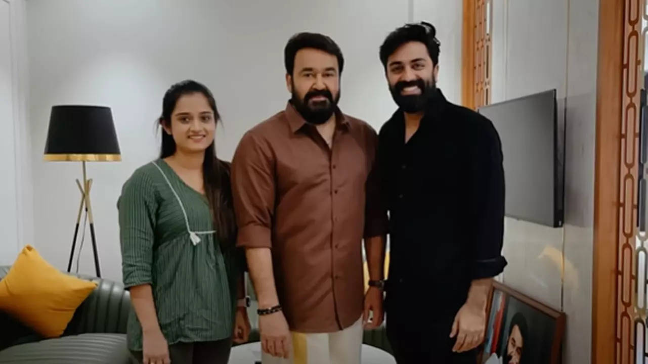 Govind Padmasoorya Surprises Fiancée Gopika Anil With Dream Meeting ...