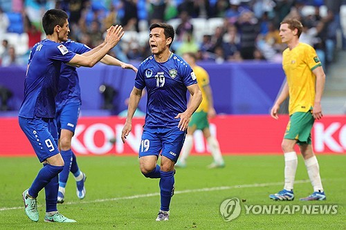 [아시안컵] 호주, 우즈베크와 1-1 무승부…조 1위로 16강행
