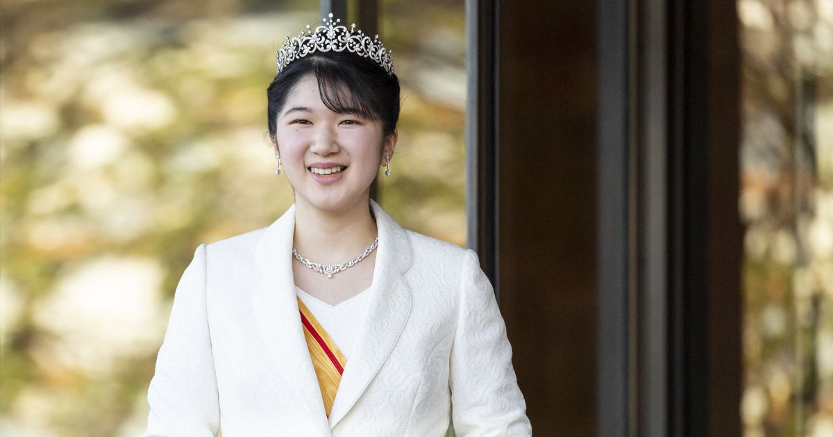 aiko von japan ist „glücklich und dankbar“ über ihren ersten job