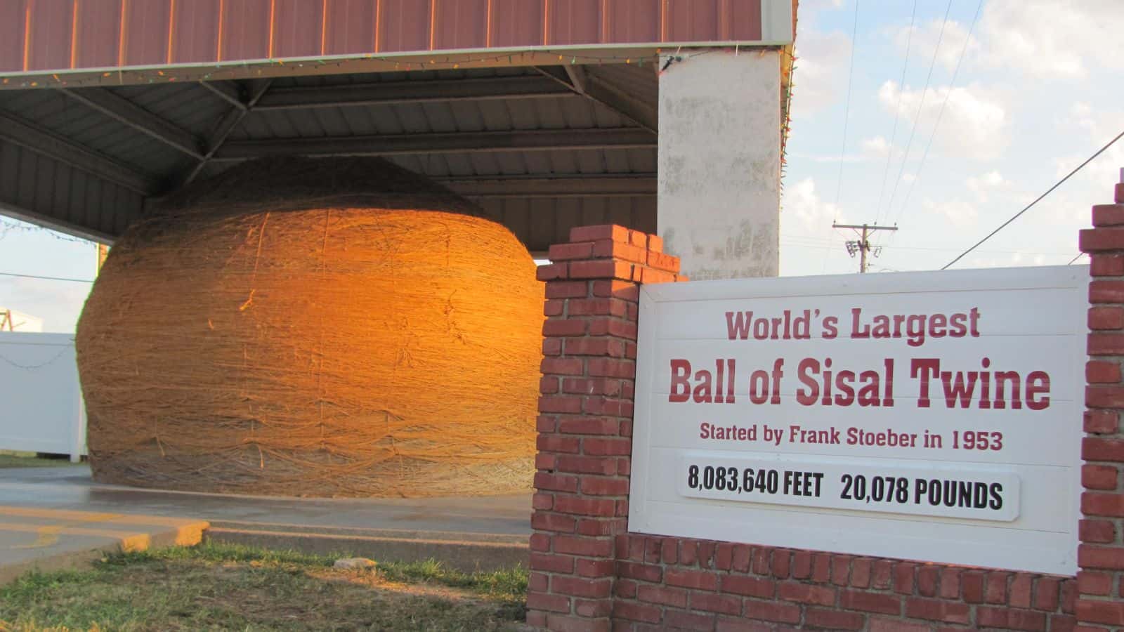 <p>Let’s kick things off with the World’s Largest Ball of Twine in Kansas. Sure, it’s big and it’s made of twine, but is it really worth a detour? Chances are, even locals haven’t been there more than once—if at all!</p>