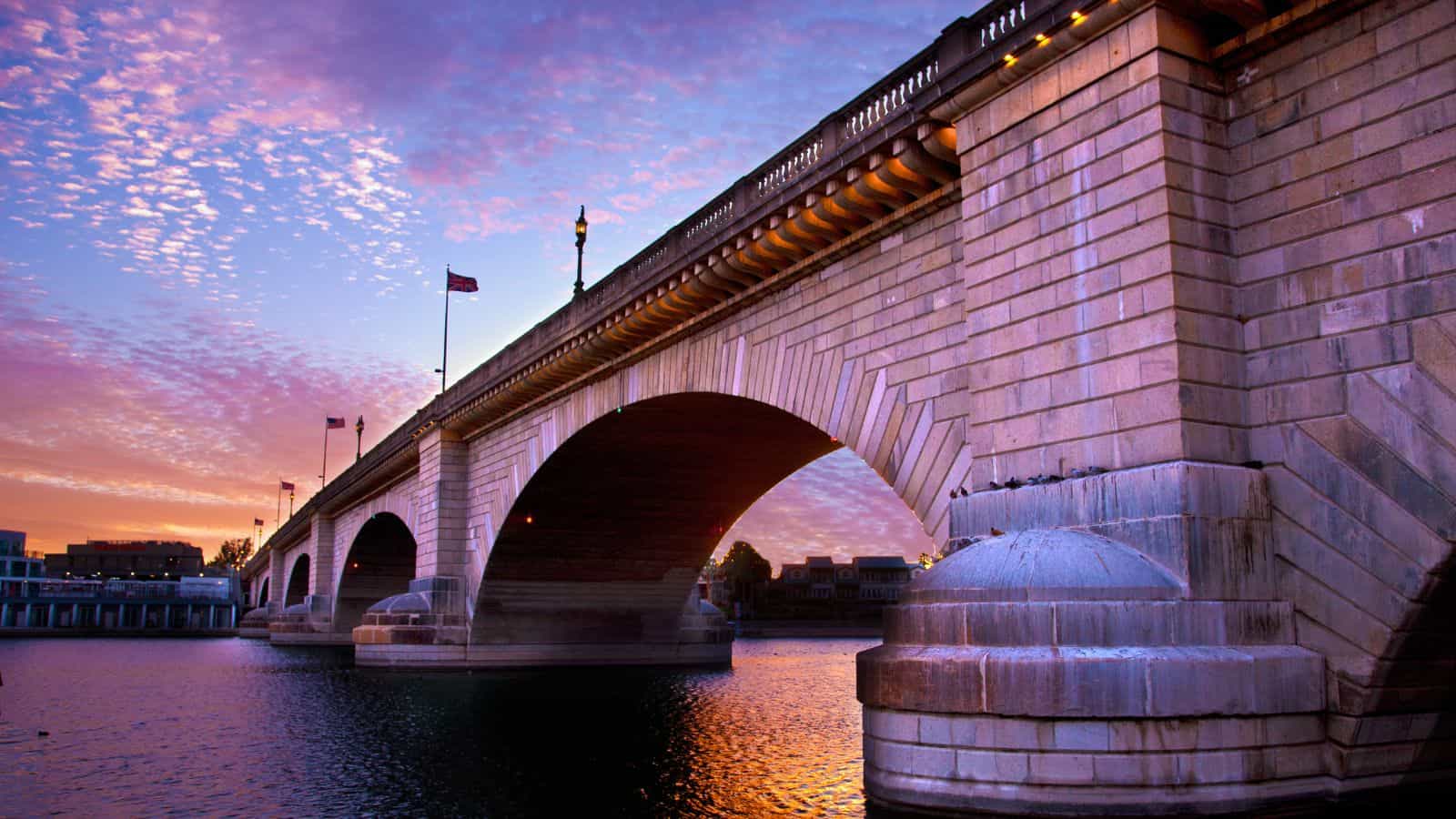 <p>Yes, it’s that London Bridge, but in Arizona. While it’s an interesting piece of history, it just feels out of place and makes you miss the Thames.</p>