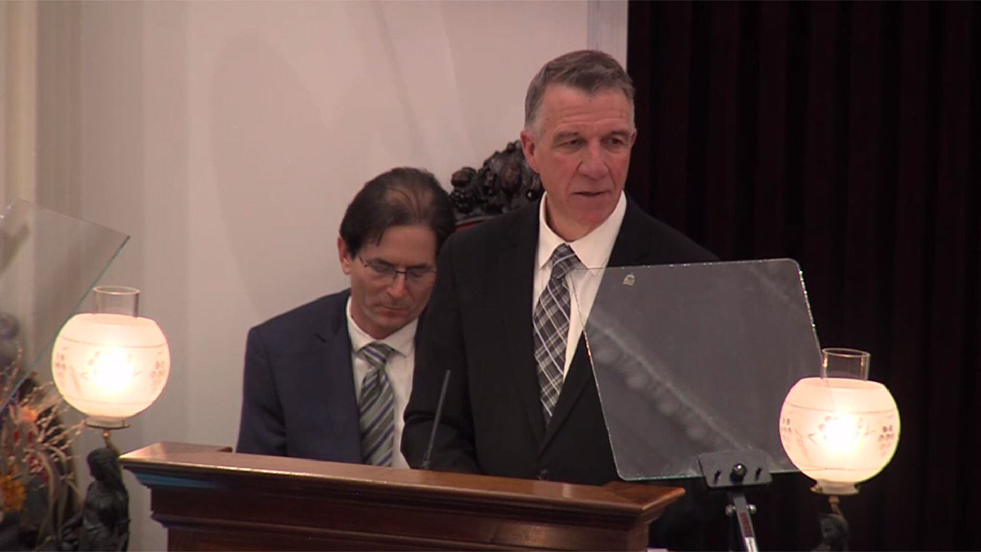 Gov. Scott pitches $8.6B budget plan to Vt. lawmakers