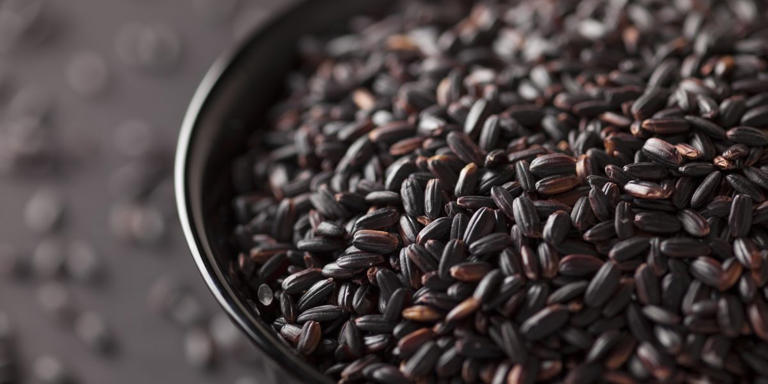 Black rice is more than just a pretty side dish, it's actually filled with amazing benefits. Here are the health benefits and nutrition for black rice.