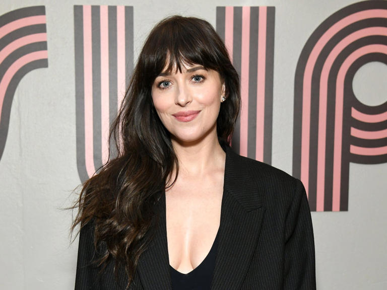 Dakota Johnson clarifies her viral comments about sleeping 14 hours a ...